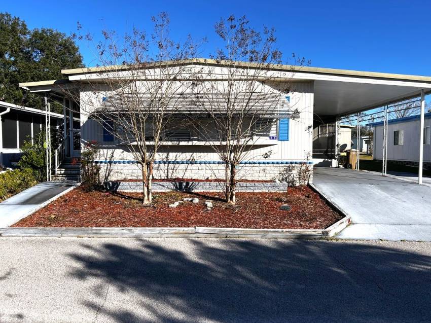 Ocala, FL Mobile Home for Sale located at 3150 Ne 36th Ave The Villas At Spanish Oaks